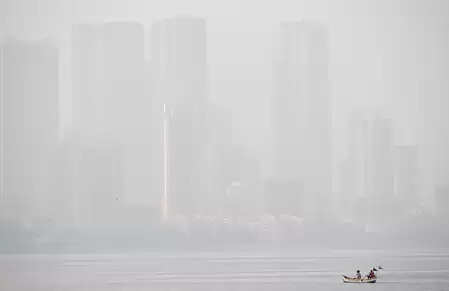 मुंबई में प्रदूषण पर एमपीसीबी सख्त : 19 आरएमसी प्लांट बंद, मोबाइल वैन और मॉनिटरिंग स्टेशनों से निगरानी