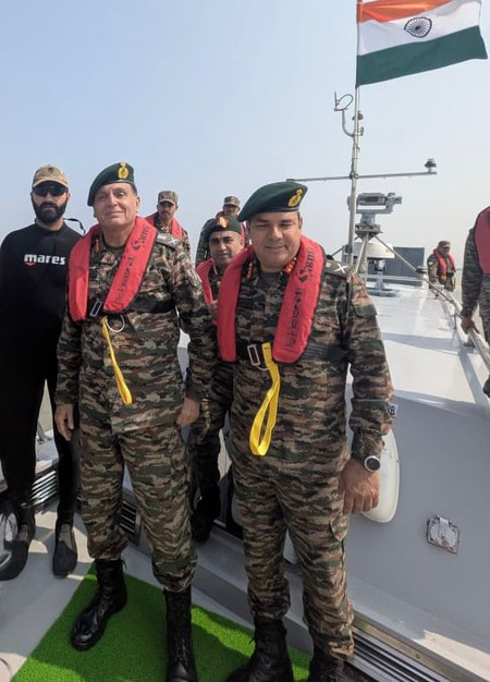 गुजरात में भारतीय सेना की सदर्न कमांड ने किया ऑपरेशनल रिव्यू, आउटरीच गतिविधियों पर भी फोकस