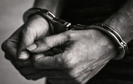 जबलपुर में बमबाजी करने वाले आरोपियों पर पुलिस की बड़ी कार्रवाई, आठ पर एक्शन