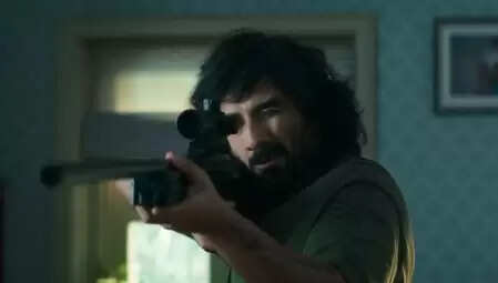 'हैप्पी पटेल' का ट्रेलर रिलीज, जासूस के दिलचस्प किरदार में छा गए वीर दास