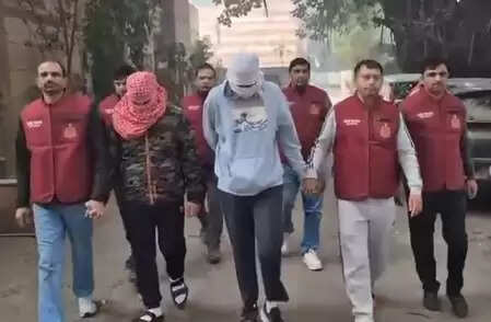 दिल्ली-एनसीआर में सक्रिय ड्रग सिंडिकेट पर पुलिस की बड़ी कार्रवाई, दो सगे भाई गिरफ्तार