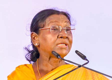 आदिवासी समाज के लिए प्रेरणास्रोत हैं द्रौपदी मुर्मु, विधायक से राष्ट्रपति तक का यूं तय किया सफर