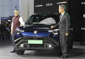 संभावनाओं का साल 2026 : मारुति ई विटारा से नई रेनॉल्ट डस्टर तक इस साल लॉन्च होंगी कई दमदार गाड़ियां