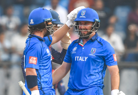 टी20 वर्ल्ड कप: 'मोस्का बंधुओं' की अटूट शतकीय साझेदारी, ऐतिहासिक मुकाबले में इटली ने नेपाल को 10 विकेट से रौंदा