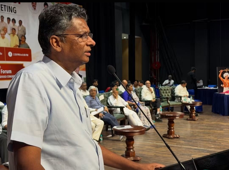 उत्तर भारत के कुछ लोग सीएम डी.के. शिवकुमार को फंसाने आए थे', सतीश जारकीहोली का दावा
