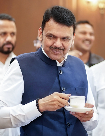 सीएम देवेंद्र फडणवीस ने केंद्र में जाने की अटकलों को मजेदार जवाब देकर किया खारिज