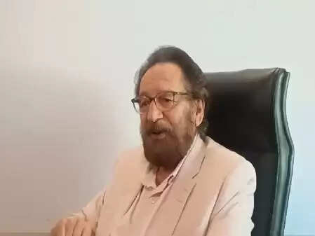 एआई से असली नुकसान किसे? फिल्ममेकर शेखर कपूर ने की इस पर खुलकर बात