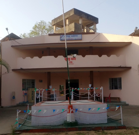 रांची: बुंडू में पेड़ से लटकता मिला युवक-युवती का शव, गुत्थी सुलझाने में जुटी पुलिस