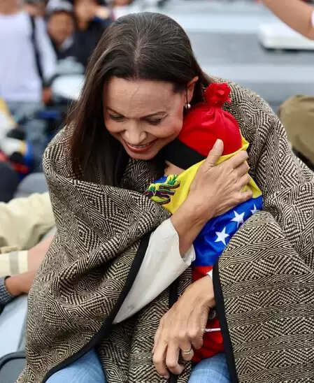 सिंहावलोकन 2025: लिडिया थॉर्प से नादिया मुराद तक, महिलाओं ने ऐसे लिखी सियासत की नई इबारत