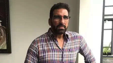 प्रियदर्शन की तारीफ करते नजर आए मुकेश ऋषि, बोले- मैंने उनसे बहुत कुछ सीखा