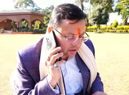 चमोली भालू हमला: सीएम धामी ने घायल छात्र से की फोन पर बात, जल्द स्वस्थ होने की कामना की