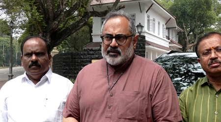 केरल : पीएससी विवाद को लेकर भाजपा का कांग्रेस सरकार पर हमला, गवर्नर से मिले राजीव चंद्रशेखर