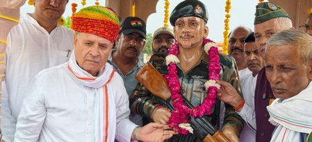 डेढ़ साल के संघर्ष के बाद शहीद अग्निवीर को मिला सम्मान, केंद्रीय मंत्री ने किया प्रतिमा का अनावरण