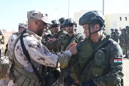 अल-हमरा में संपन्न हुआ ‘डेजर्ट साइक्लोन’, यूएई संग मजबूत रक्षा सहयोग