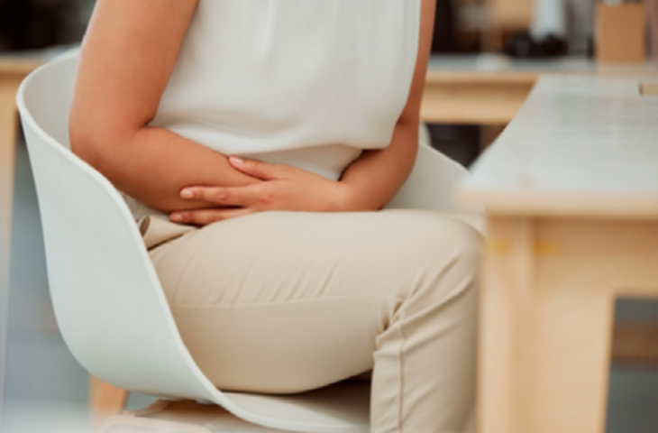 कहीं आप तो नहीं दे रहे पाइल्स की समस्या को दावत? ये हैं लक्षण