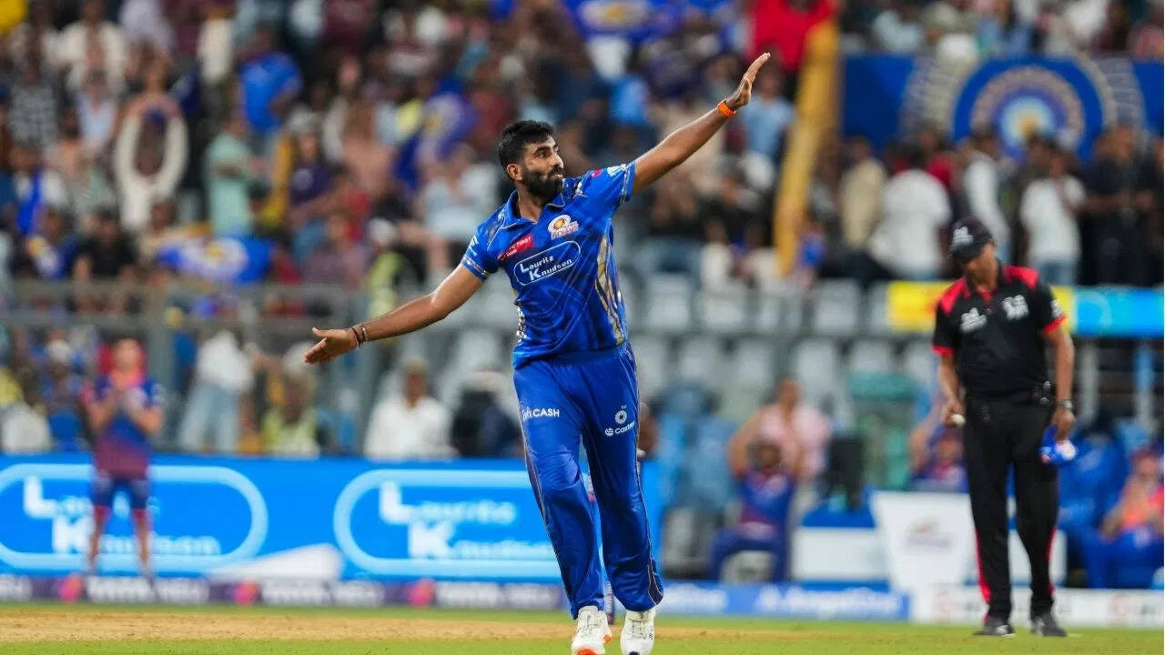 MI vs LSG Highlights: एक ही ओवर में तीन विकेट, बुमराह की घातक गेंदबाजी, इतने बल्लेबाजों ​का किया डरा डराकर शिकार