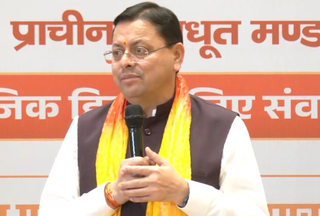 बार-बार चुनाव से सरकारी काम में बाधा, संतों के आशीर्वाद से पूरा होगा 'वन नेशन, वन इलेक्शन' का संकल्प: सीएम धामी
