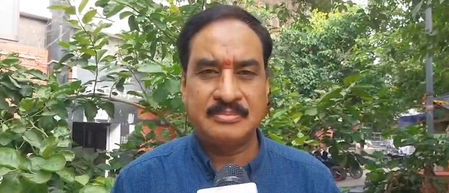 'मुस्लिम लीग की सोच से प्रभावित होकर कांग्रेस ने लिया फैसला,' सीडब्ल्यूसी पर वीएचपी का हमला