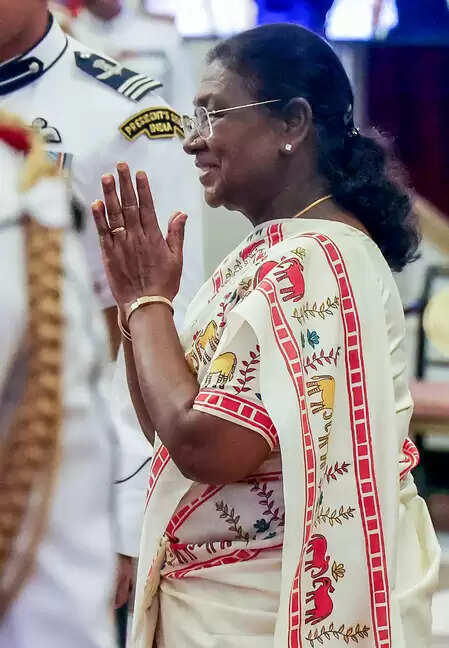 राष्ट्रपति मुर्मू की गया यात्रा, विष्णुपद मंदिर में करेंगी पिंड दान