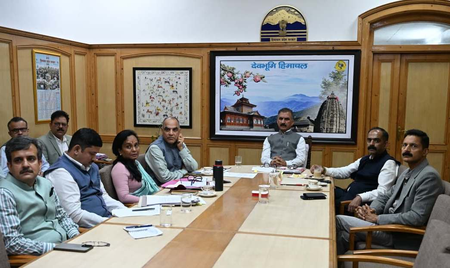 हिमाचल प्रदेश के मुख्यमंत्री ने औद्योगिक पार्कों के लिए केंद्र से शीघ्र मंजूरी मांगी