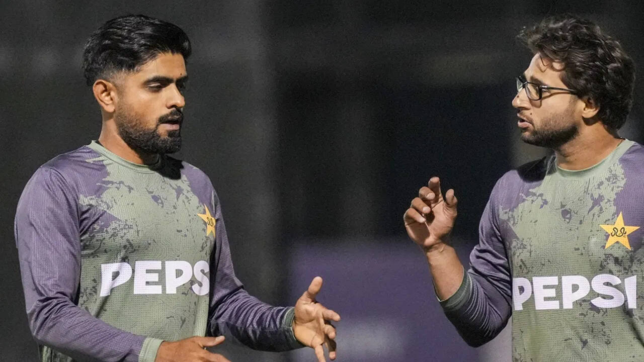 पीएसएल में बाबर आजम करा रहे हैं अपनी फजीहत, टीम के मालिक ने खोली पोल, बताया क्यों किया गया था बाहर