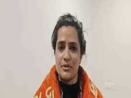 बाबा महाकाल की भस्म आरती में शामिल होकर मंत्रमुग्ध हुईं सोना महापात्रा, शेयर किया अनुभव