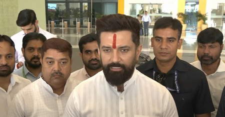 विपक्ष की बैठक पर एनडीए नेताओं का हमला, चिराग बोले- 'एक-दूसरे की कमजोरियां छिपाने का समझौता है इंडी गठबंधन'
