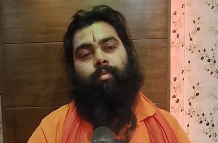 'कोई भी नहीं बन सकता शंकराचार्य', सीएम योगी के बयान का स्वामी गोपालाचार्य ने किया समर्थन