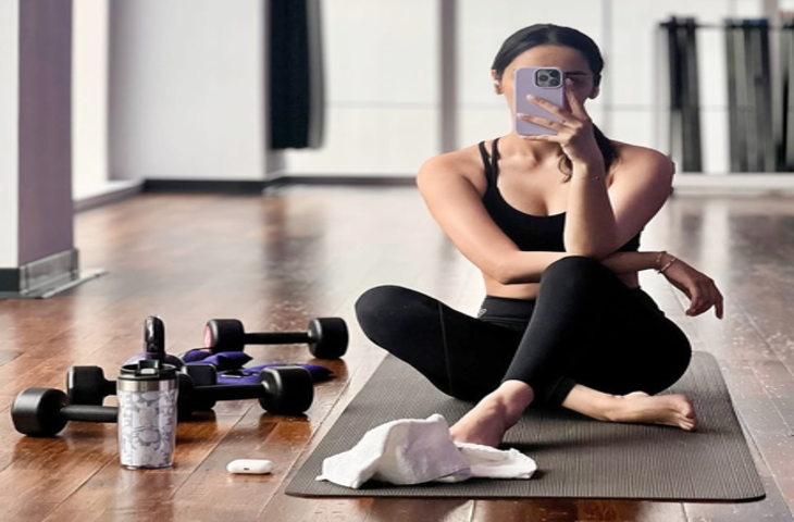 &lsquo;सुंदर&rsquo; मानुषी छिल्लर को &lsquo;मसल्&zwj;स बनाना&rsquo; पसंद है