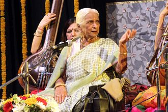 गिरिजा देवी : बचपन की बिंदास लड़की से 'ठुमरी क्वीन' तक का सफर, गायन रहा जीवन का आधार