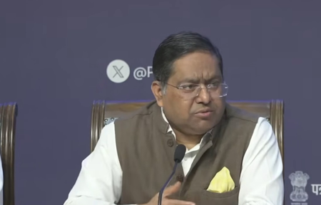 ईरान के हालात अभी भी गंभीर, भारतीयों की हर संभव मदद का प्रयास कर रहा दूतावास : विदेश मंत्रालय