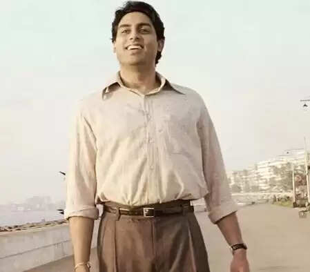 स्टार्टअप डे : 'गुरु' से 'बैंड बाजा बारात' तक, इन फिल्मों में दिखती है सपने, जोखिम और सफलता की कहानी