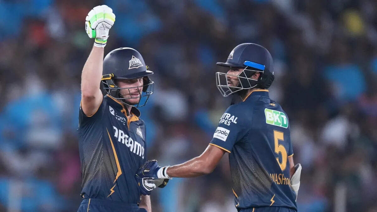 गुजरात टाइटंस ने खेली इतनी कम डॉट गेंद, बन गया सुनहरा कीर्तिमान, हुआ ऐसा कमाल