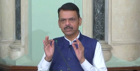 नीति आयोग की रैंकिंग में देश में टॉप पर गढ़चिरौली, बना महाराष्ट्र का ग्रीन-स्टील हब; सीएम फडणवीस ने दी बधाई
