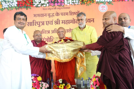 सांची आध्यात्मिक वैभव का अनुपम खजाना: बौद्ध धर्मगुरु