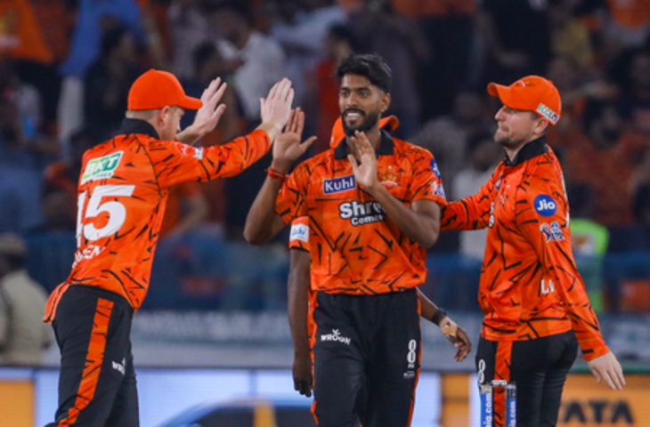 'प्रफुल्ल और साकिब अपने डेब्यू का आनंद लें, यही हमारा प्लान था': वरुण आरोन