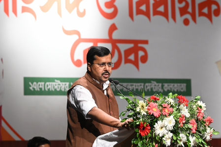 बंगाल दौरे पर नितिन नवीन, विकास से लेकर कानून-व्यवस्था और सीमा सुरक्षा पर मंथन
