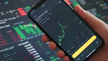 कॉरपोरेट आय में वृद्धि से 2026 में एफआईआई की होगी वापसी : एनालिस्ट