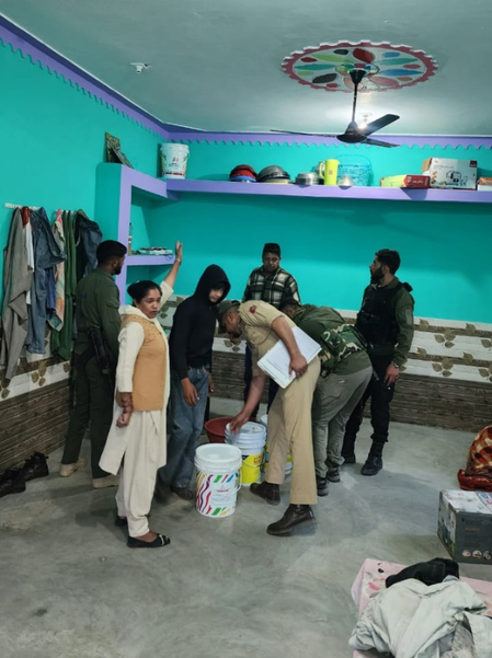 जम्मू-कश्मीर: ड्रग नेटवर्क पर पुंछ पुलिस का बड़ा प्रहार, तस्करों के घरों पर सर्च अभियान
