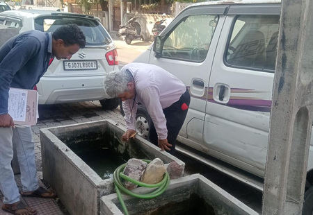 गुजरात: डेंगू-मलेरिया पर लगाम लगाने के लिए राजकोट नगर निगम का हाईटेक अभियान, ड्रोन से निगरानी