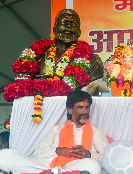 महाराष्ट्र: मनोज जरांगे ने कुनबी प्रमाणपत्र रद्द करने को लेकर राज्य सरकार पर साजिश का आरोप लगाया