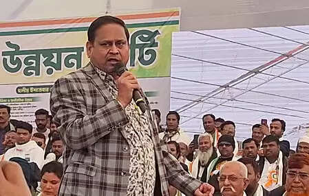 मुर्शिदाबाद : पीएसओ पर हमला करने के आरोप में हुमायूं कबीर के बेटे को पुलिस ने हिरासत में लिया