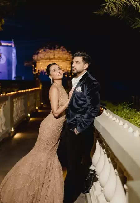 करण कुंद्रा और तेजस्वी प्रकाश ने नुपूर-स्टेबिन की शादी में लगाए चार चांद, फोटो शेयर की