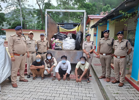 उत्तराखंड: कर्णप्रयाग से बिजली लाइन का सामान चुराने के आरोप में चार लोग गिरफ्तार