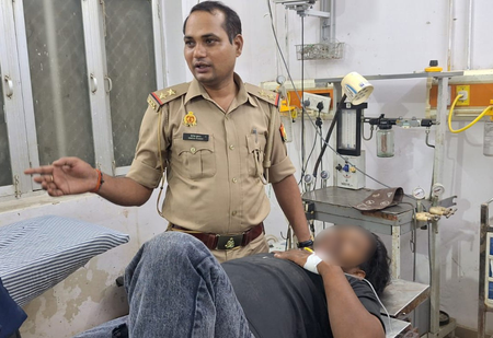 उत्तर प्रदेश: देवरिया में पुलिस ने मुठभेड़ के बाद दो अपराधियों को किया गिरफ्तार