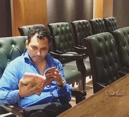 नीरज पांडे: ग्रे किरदारों के दम पर दर्शकों के दिमाग पर छोड़ते हैं छाप, साइलेंट सस्पेंस से जीतते हैं दिल