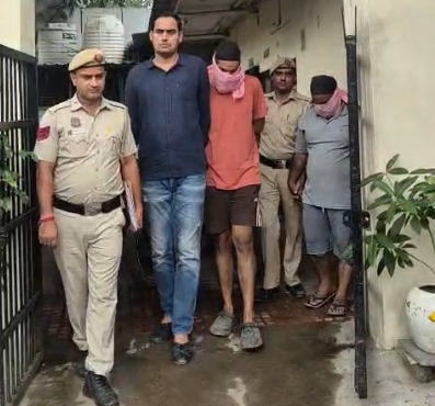 दिल्ली पुलिस ने दो शातिर वाहन चोरों को किया गिरफ्तार, चोरी की 5 बाइक-स्कूटी बरामद