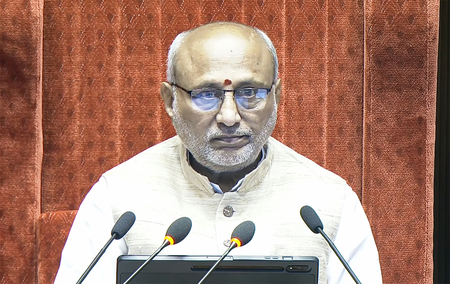 सीपी राधाकृष्णन ने वेंकैया नायडू को जन्मदिन की दी बधाई, डॉक्टर्स डे और चार्टर्ड अकाउंटेंट्स डे पर भी दिया विशेष संदेश