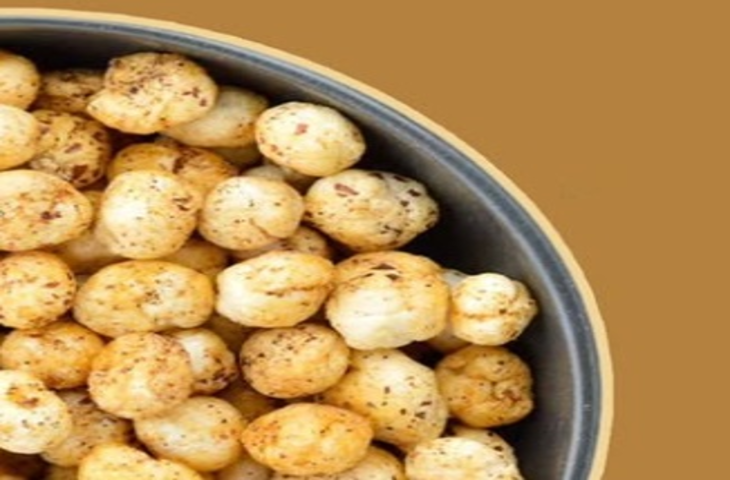 सर्दियों में हेल्दी स्नैक: भुना मखाना शरीर को देता है गर्माहट और एनर्जी