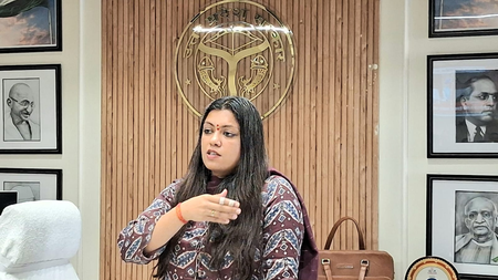 गौतमबुद्ध नगर: श्रमिकों के बेहतर स्वास्थ्य के लिए जिला प्रशासन सक्रिय, औद्योगिक क्षेत्रों में लगेंगे मेडिकल कैंप